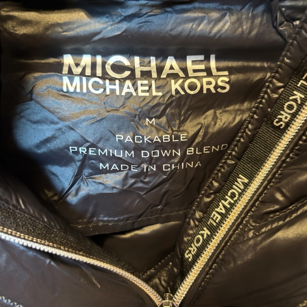 MICHAEL KORS PACKABLE DOWN FILL WOMEN’S SIZE M JACKET WITH HOOD BLACK EXCELLENT - Picture 7 of 12